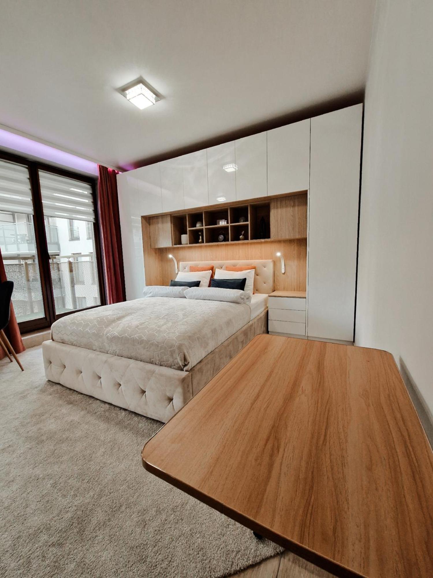 Green Terrace Centrum Apartment Breslau Exterior foto